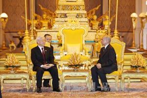 Tổng Bí thư Nguyễn Phú Trọng hội đàm với Quốc vương Campuchia