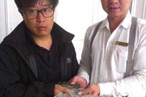 Nhân viên cáp treo Bà Nà Hills trả lại hàng chục triệu đồng cho du khách Hàn Quốc