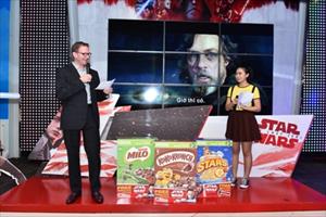 Bánh ngũ cốc ăn sáng Nestlé phiên bản Star Wars ra mắt tại lễ công chiếu “Jedi cuối cùng” tại Việt Nam