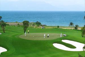 Quảng Bình xin Chính phủ xây 10 sân golf quốc tế dọc bờ biển