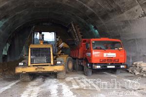 Đà Nẵng: Khởi công mở rộng hầm lánh nạn Hải Vân thành hầm giao thông