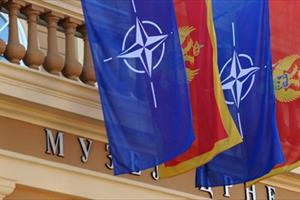 NATO kết nạp thành viên mới, gây gia tăng căng thẳng với Nga