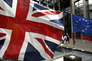 Các quan chức EU đồng loạt lên tiếng kêu gọi Anh ở lại