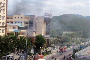 Bình Định: Cháy khách sạn Bình Dương, khách chạy tán loạn