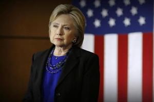 Điều gì xảy ra nếu bà Clinton không thể tiếp tục tranh cử Tổng thống?