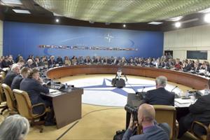 Hội nghị Ngoại trưởng NATO: Lo ngại quan hệ tương lai với Mỹ