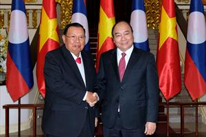 Thủ tướng Nguyễn Xuân Phúc hội kiến Tổng Bí thư, Chủ tịch nước Lào