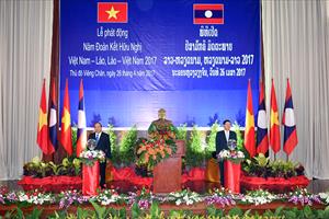 Thủ tướng Nguyễn Xuân Phúc kết thúc chuyến thăm chính thức CHDCND Lào