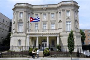 Khủng hảng ngoại giao Mỹ-Cuba: Mỹ trục xuất 15 nhà ngoại giao Cuba