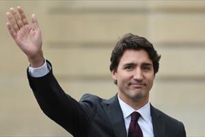 Thủ tướng Canada tới Nội Bài, bắt đầu thăm chính thức Việt Nam