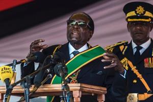 “Triều đại” 37 năm của Tổng thống Zimbabwe Mugabe sắp chấm dứt?