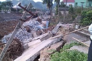 Nạo vét kênh ở Hà Nam: Đường bê-tông đứt gãy, nhà dân bị lún nứt nghiêm trọng