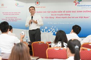 Tập huấn về giáo dục dinh dưỡng và phát triển thể lực cho trẻ em Việt Nam