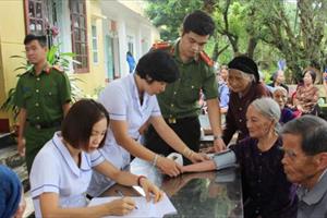 Hà Nam: Khám bệnh, cấp phát thuốc miễn phí cho gia đình chính sách, người có công với cách mạng