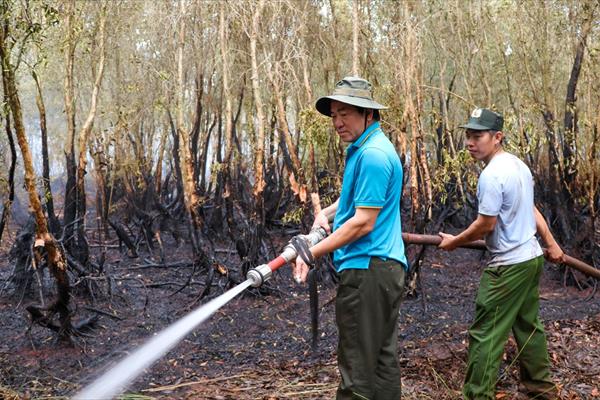 Quyết liệt triển khai biện pháp phòng cháy, chữa cháy rừng trên phạm vi cả nước